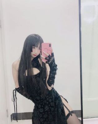 《少年男仆库洛》